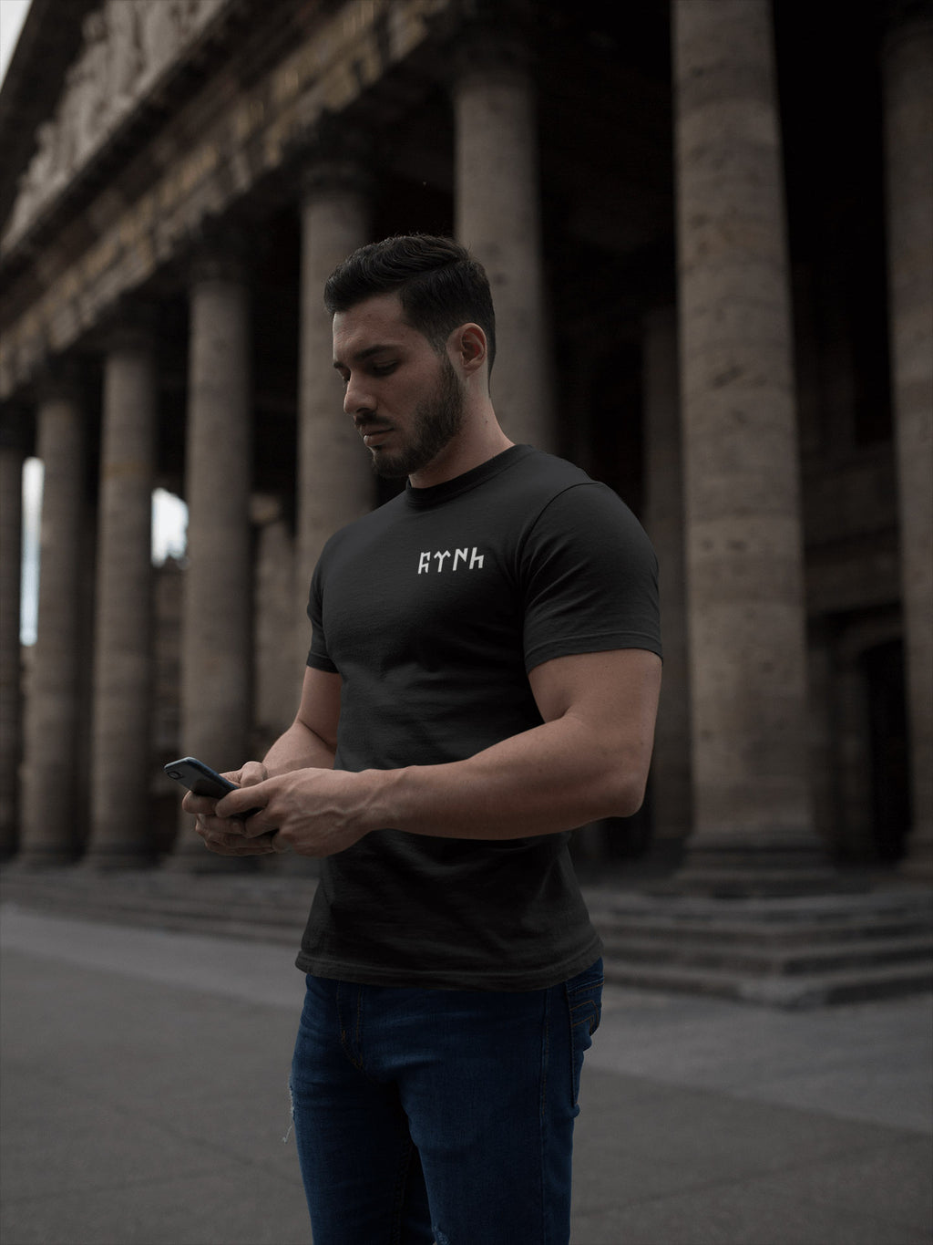 𐱅𐰇𐰼𐰰 - Göktürkçe "Türk" Dikişli Tshirt